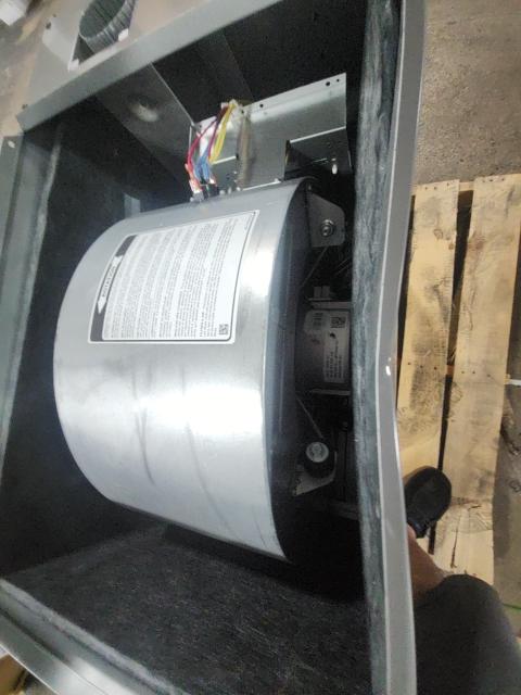 75,000 BTU Single-Stage Downflow ECM Multi Speed Gas Furnace 80% AFUE 115/60/1 CFM: 1752
