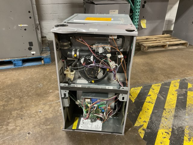 85,000 BTU Low NOx 2-Stg Multiposition ECM Var Spd Communicating Gas Furnace 96% 115/60/1 CFM: 1980