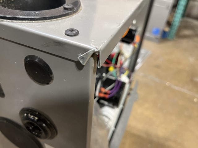 98,000 BTU Low NOx 1-Stg Multiposition ECM Var Spd Communicating Gas Furnace 95% 115/60/1 CFM: 1980