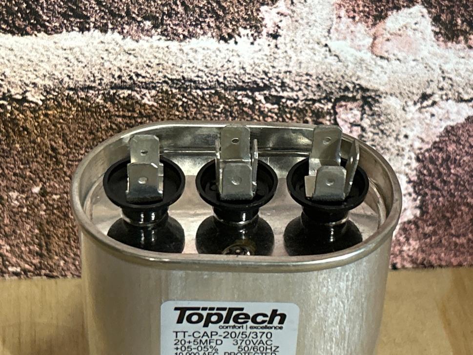 370 Vac, 20+5MFD 50/60 Hz, Oval Capacitor