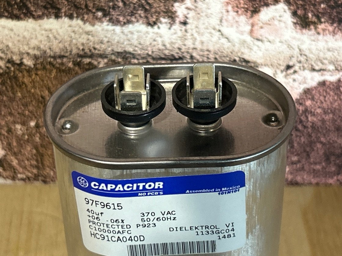 370 Vac, 40MFD 50/60 Hz, Oval Capacitor
