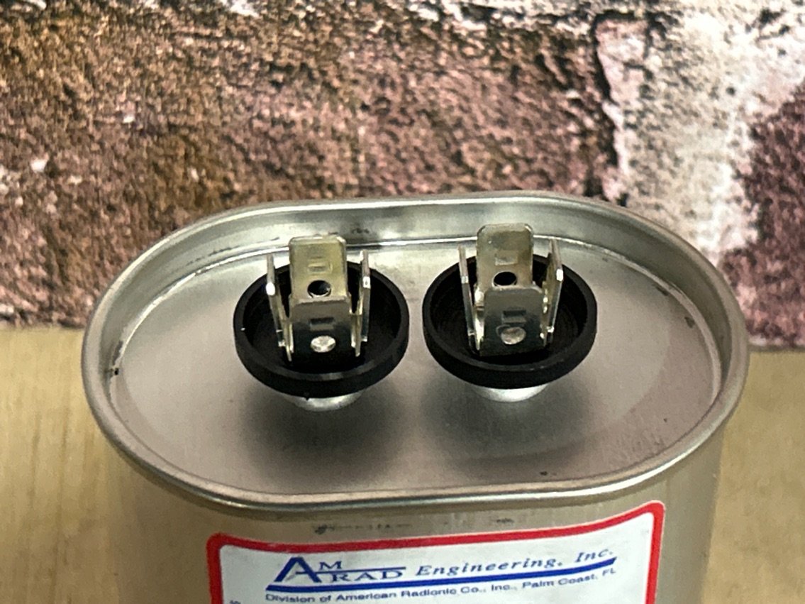 370 Vac, 30MFD 50/60 Hz, Oval Capacitor