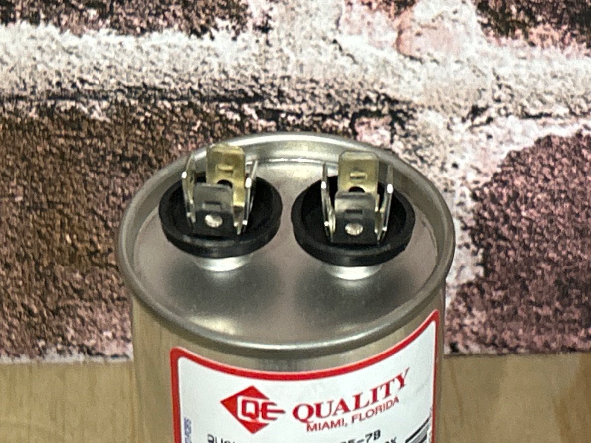 370 Vac, 35MFD 50/60 Hz, Round Capacitor
