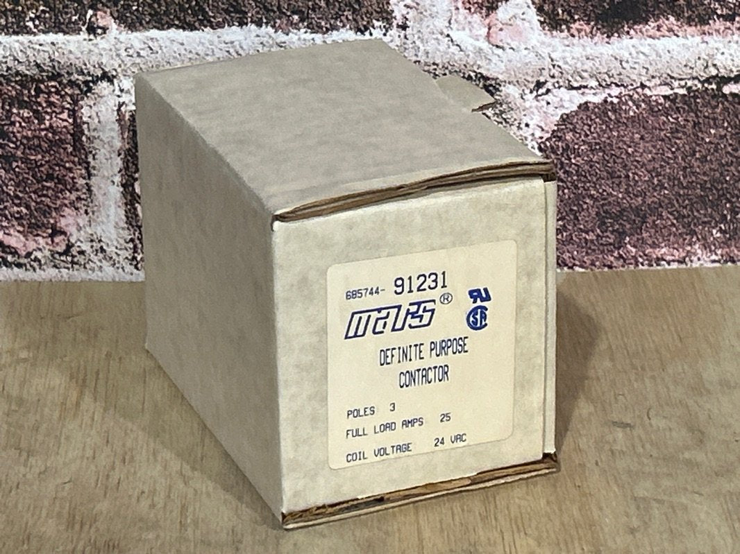 24 V, 50/60 Hz, 25 Amps 3 Pole Contactor