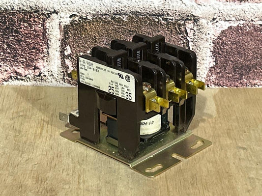120 V, 50/60 Hz, 25 Amps 3 Pole Contactor