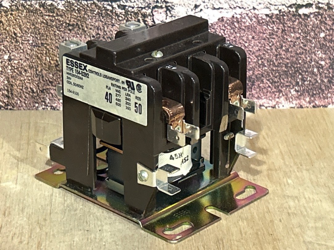 24 V, 50/60 Hz, 40 Amps 2 Pole Contactor