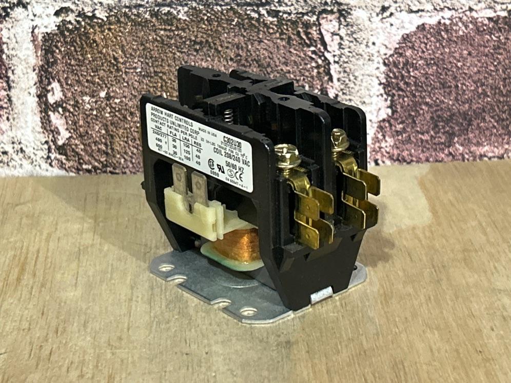 208/240 V, 50/60 Hz, 30 Amps 2 Pole Contactor