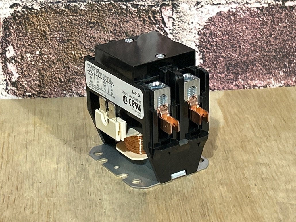 24 V, 50/60 Hz, 40 Amps 2 Pole Contactor