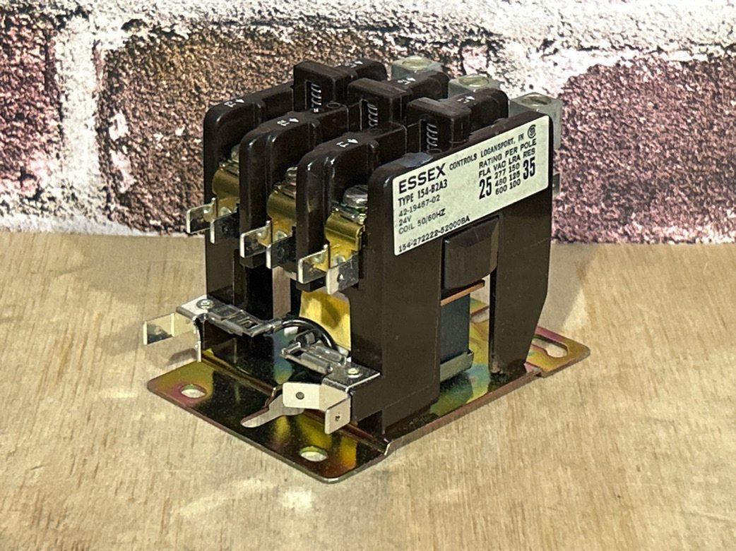 24 V, 50/60 Hz, 25 Amps 3 Pole Contactor