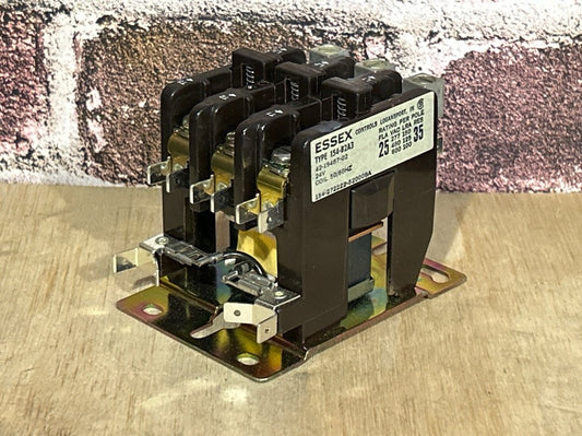 24 V, 50/60 Hz, 25 Amps 3 Pole Contactor