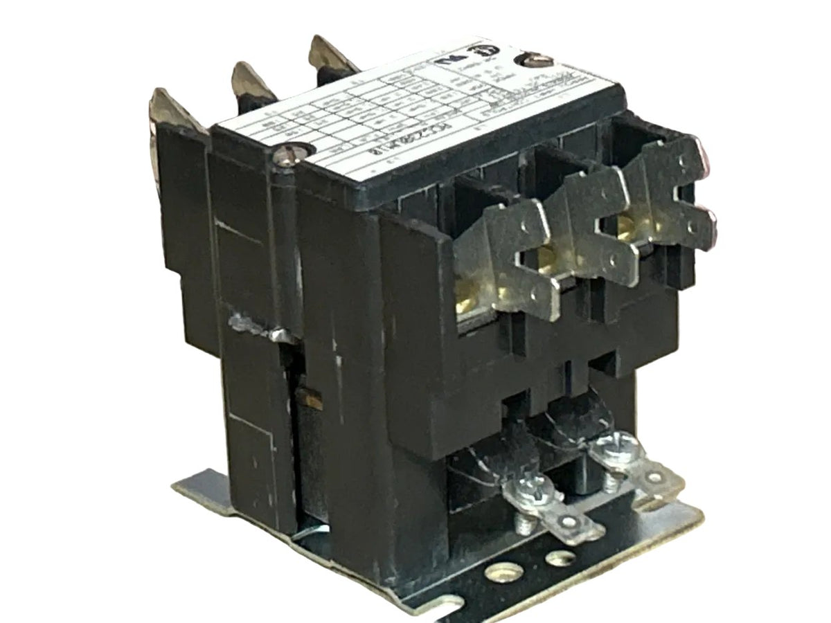 24 V, 50/60 Hz, 25 Amps 3 Pole Contactor