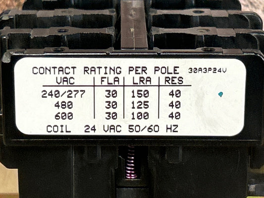 24 V, 50/60 Hz, 30 Amps 3 Pole Contactor