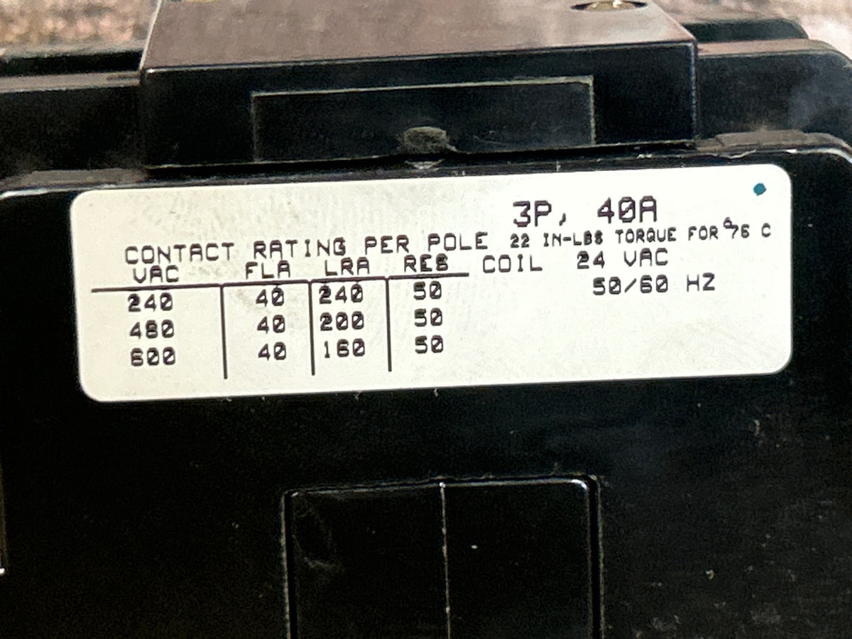 24 V, 50/60 Hz, 40 Amps 3 Pole Contactor