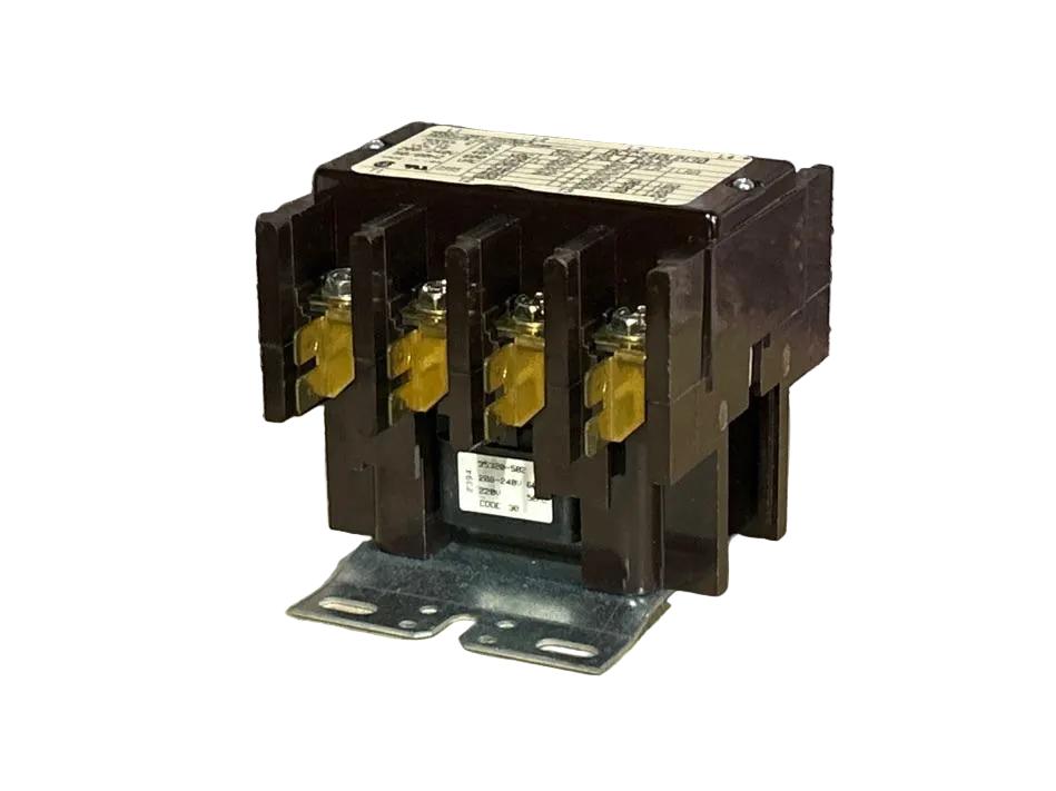 208/240 V, 50/60 Hz, 30 Amps 4 Pole Contactor