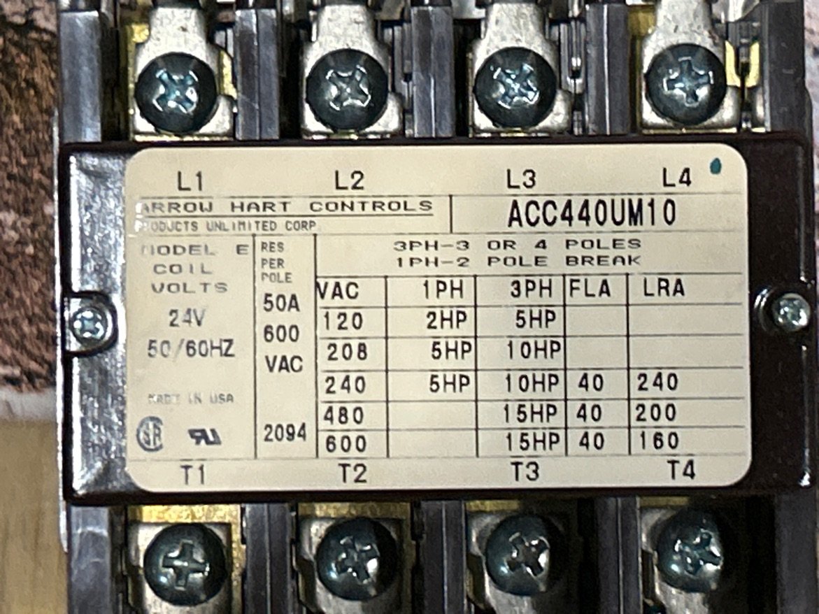 24 V, 50/60 Hz, 40 Amps 4 Pole Contactor