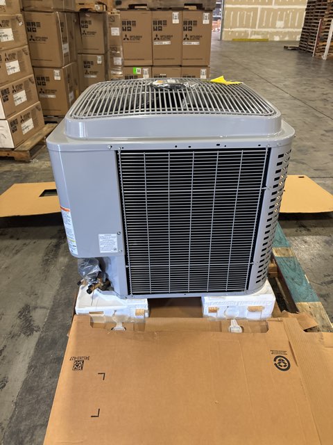 2.5 Ton Single-Stage Split-System Communicating Heat Pump 208-230/60/1 R410A 16 SEER
