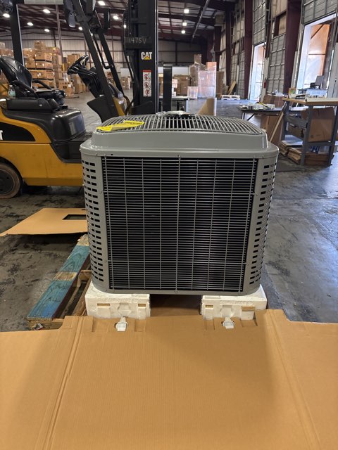 2.5 Ton Single-Stage Split-System Communicating Heat Pump 208-230/60/1 R410A 16 SEER
