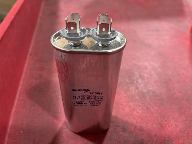440 Vac, 15MFD 50/60 Hz, Oval Capacitor