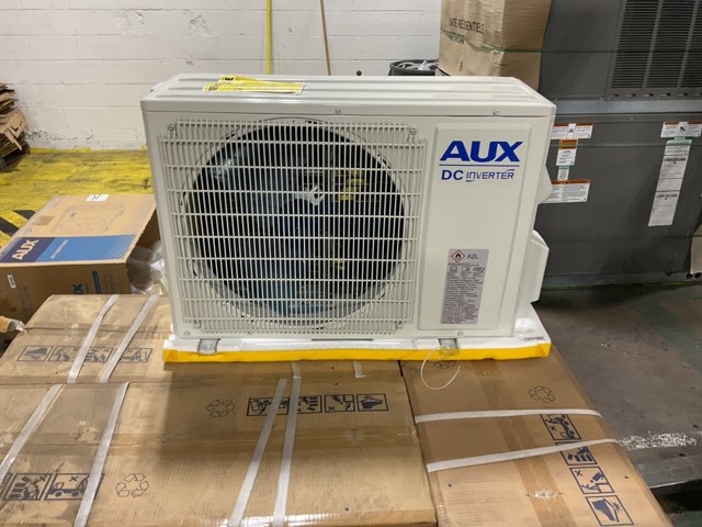 18,000 BTU Single-Zone Outdoor Inverter Heat Pump Mini Split Unit, 20 SEER2 208-230/60/1 R-32