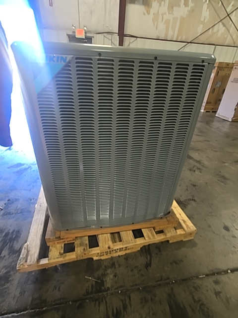 10 Ton Two-Stage Split-System Air Conditioner 460/60/3 R410A 11.2 EER