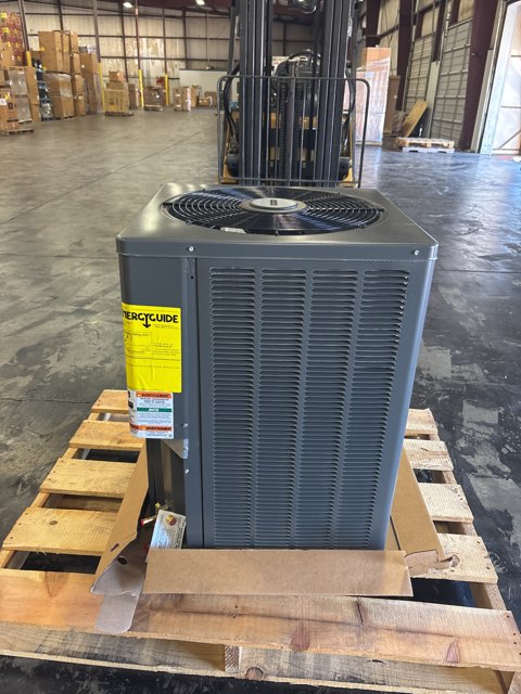 1.5 Ton Single-Stage Split-System Air Conditioner 208-230/60/1 R410A 14.3 SEER2
