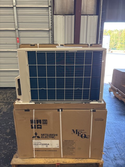 9,000 BTU Single-Zone Outdoor Inverter Heat Pump Mini Split Unit, 29.8 SEER2 208-230/60/1 R-410A