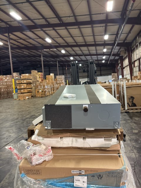 36,000 BTU Single-Zone Indoor Inverter Heat Pump Mini Split Unit, 17.1 SEER 208-230/60/1 R-410A