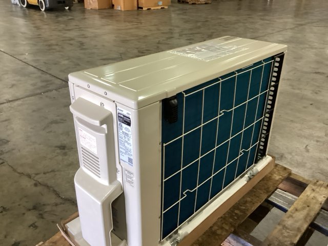 9,000 BTU Single-Zone Outdoor Inverter Heat Pump Mini Split Unit, 20 SEER2 208-230/60/1 R-410A