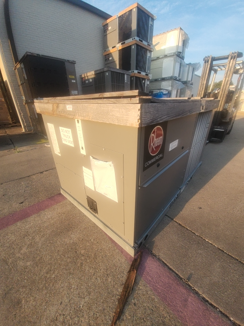 4 Ton Single-Stage Convertible Natural Gas/Electric Packaged Unit, 14 SEER, 208-230/60/3, R410A