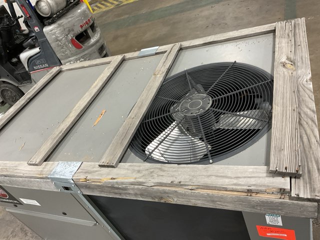 3 Ton Single-Stage Convertible Natural Gas/Electric Packaged Unit, 14 SEER, 208-230/60/3, R410A