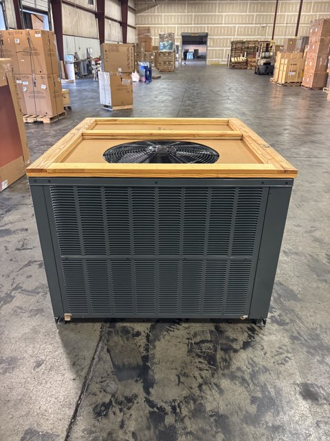 2 Ton Two-Stage Convertible Packaged Heat Pump Unit, 15.2 SEER2, 208-230/60/1, R410A