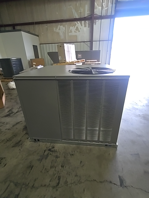 2.5 Ton Single-Stage Convertible Packaged Heat Pump Unit, 13.4 SEER2, 208-230/60/1, R410A