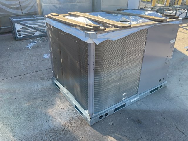 6 Ton Two-Stage Split-System Air Conditioner 460/60/3 R410A 12 EER