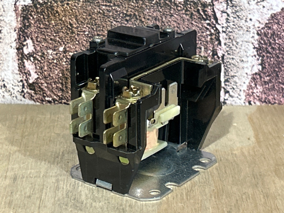 208/240 V, 50/60 Hz, 25 Amps 1 Pole Contactor