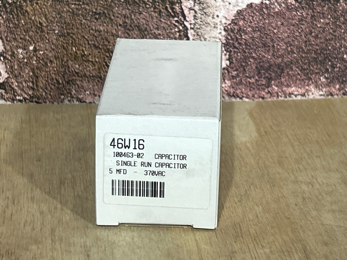 370 Vac, 5MFD 50/60 Hz, Round Capacitor