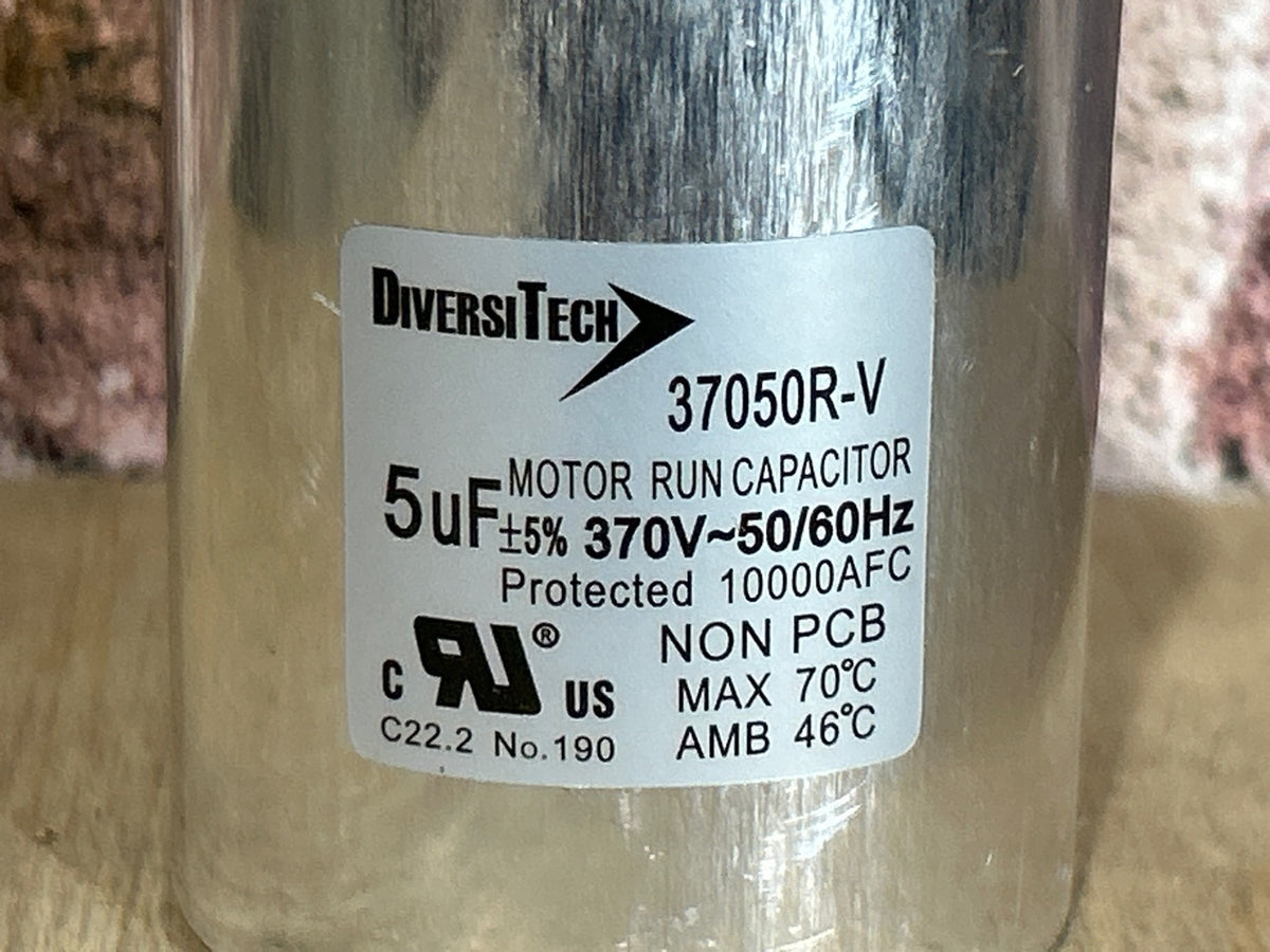 370 Vac, 5MFD 50/60 Hz, Round Capacitor