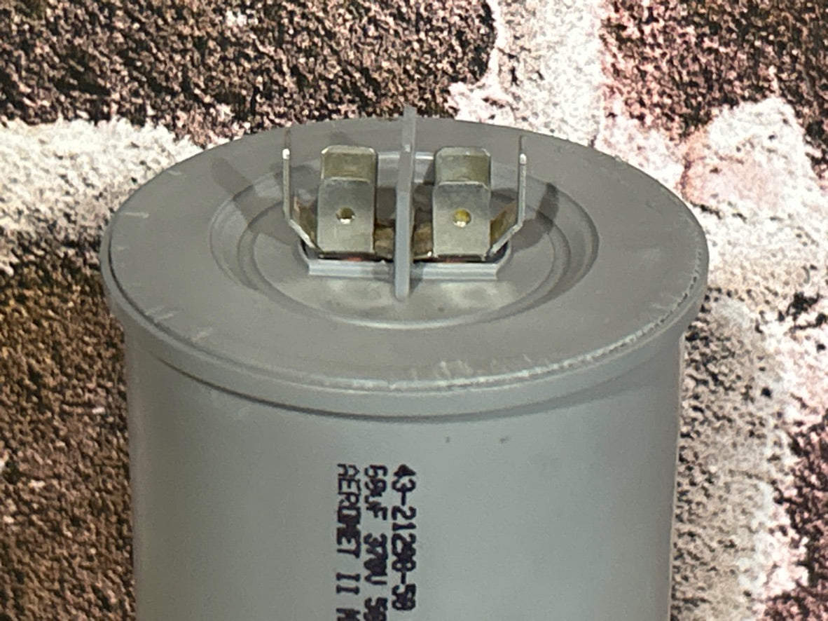 370 Vac, 60MFD 50/60 Hz, Oval Capacitor