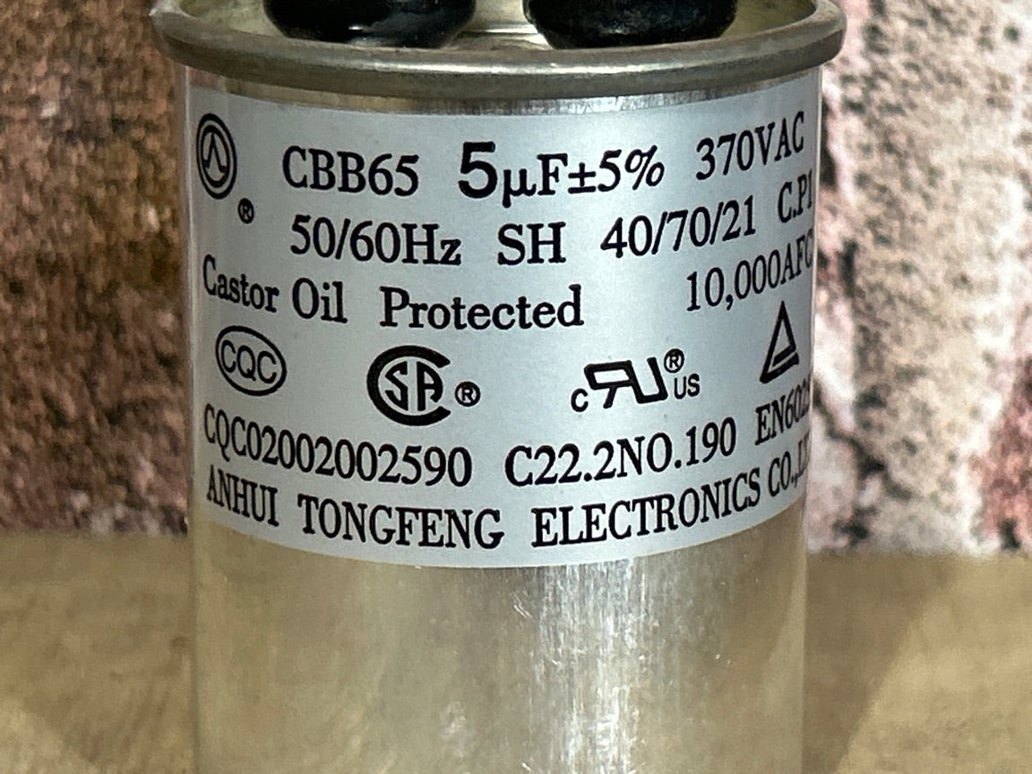370 Vac, 5MFD 50/60 Hz, Round Capacitor