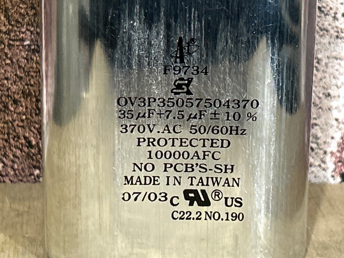 370 Vac, 35+7.5MFD 50/60 Hz, Oval Capacitor