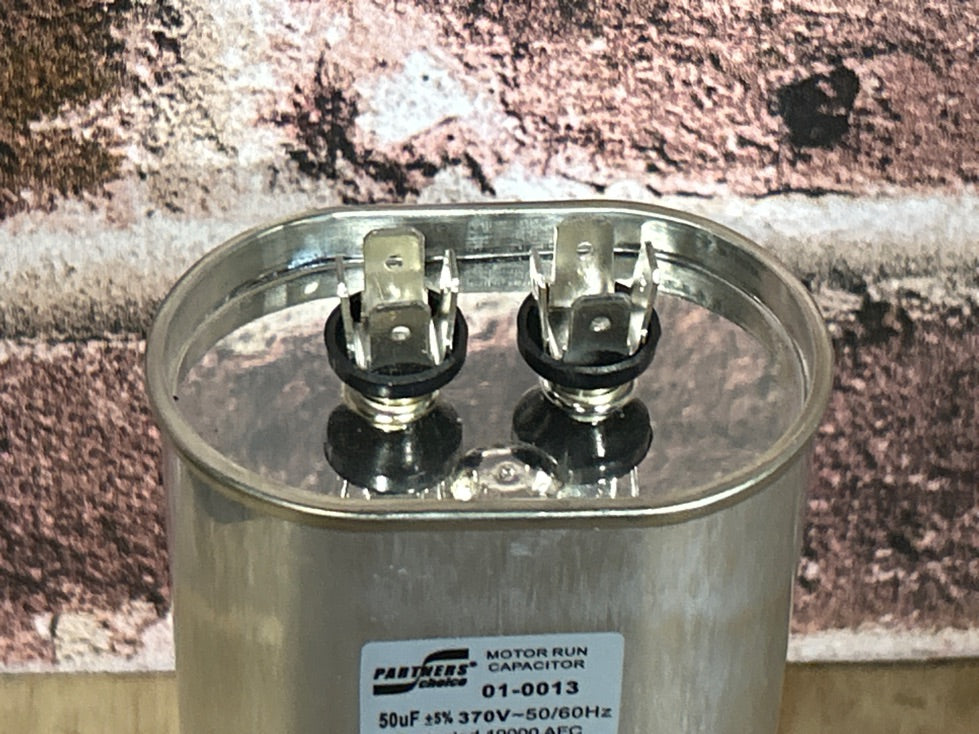 370 Vac, 50MFD 50/60 Hz, Oval Capacitor