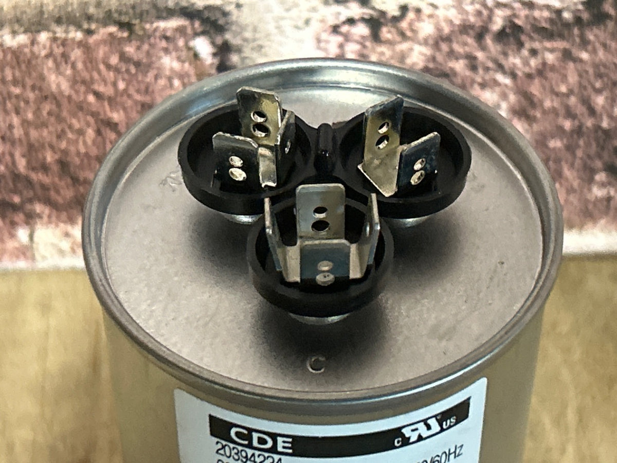 370 Vac, 60+7.5MFD 50/60 Hz, Round Capacitor
