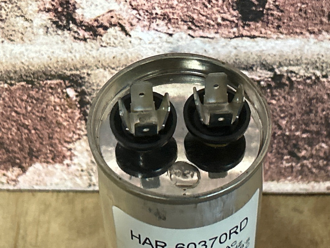 370 Vac, 60MFD 50/60 Hz, Round Capacitor