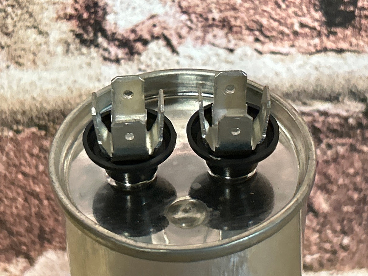 370 Vac, 60MFD 50/60 Hz, Round Capacitor