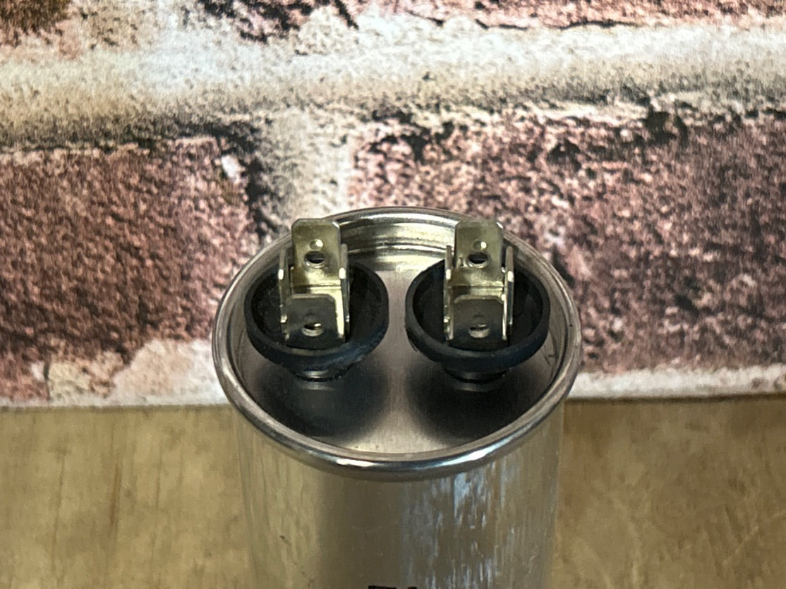 370 Vac, 25MFD 50/60 Hz, Round Capacitor