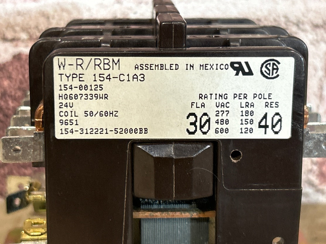 24 V, 50/60 Hz, 30 Amps 3 Pole Contactor