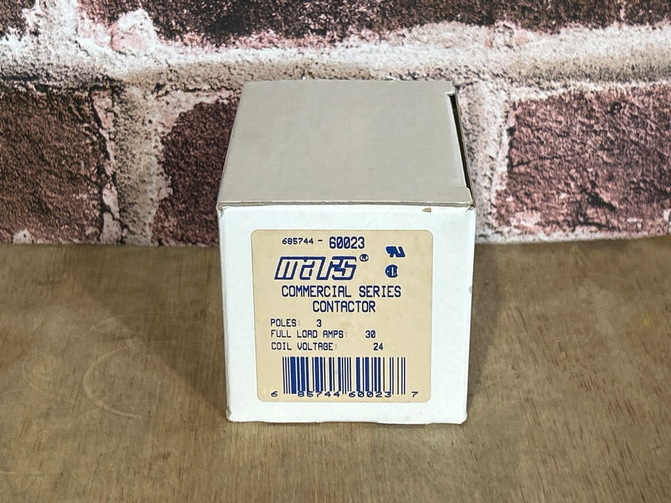 24 V, 50/60 Hz, 30 Amps 3 Pole Contactor