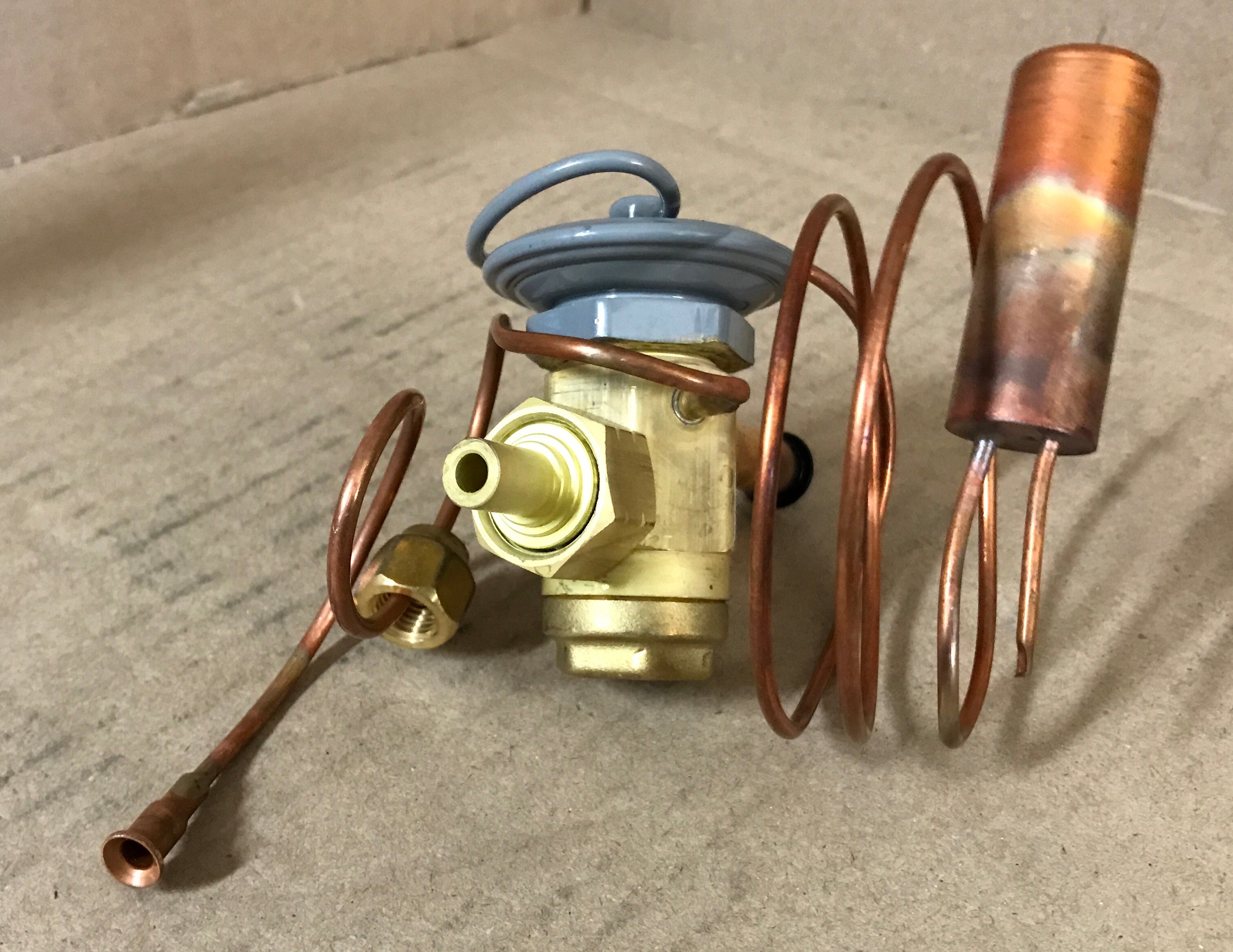 RT-177985 ページ 4 Ton Adjustable External Thermal Expansion Valve w/1/4