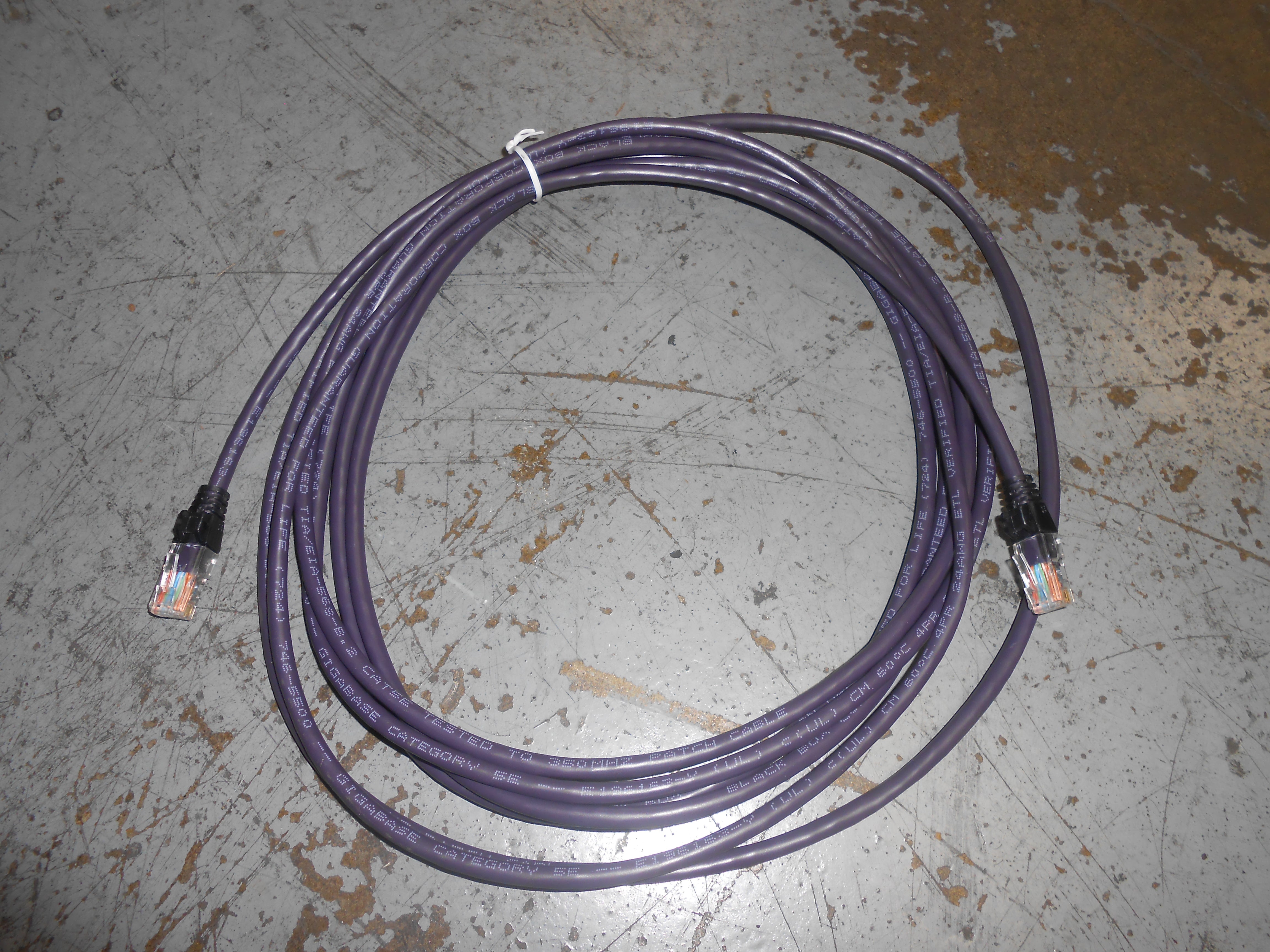 CAT5 KEY LOCKING PATCH CABLE, 15FT, VIOLET, 10 PER PACK – Surplus City