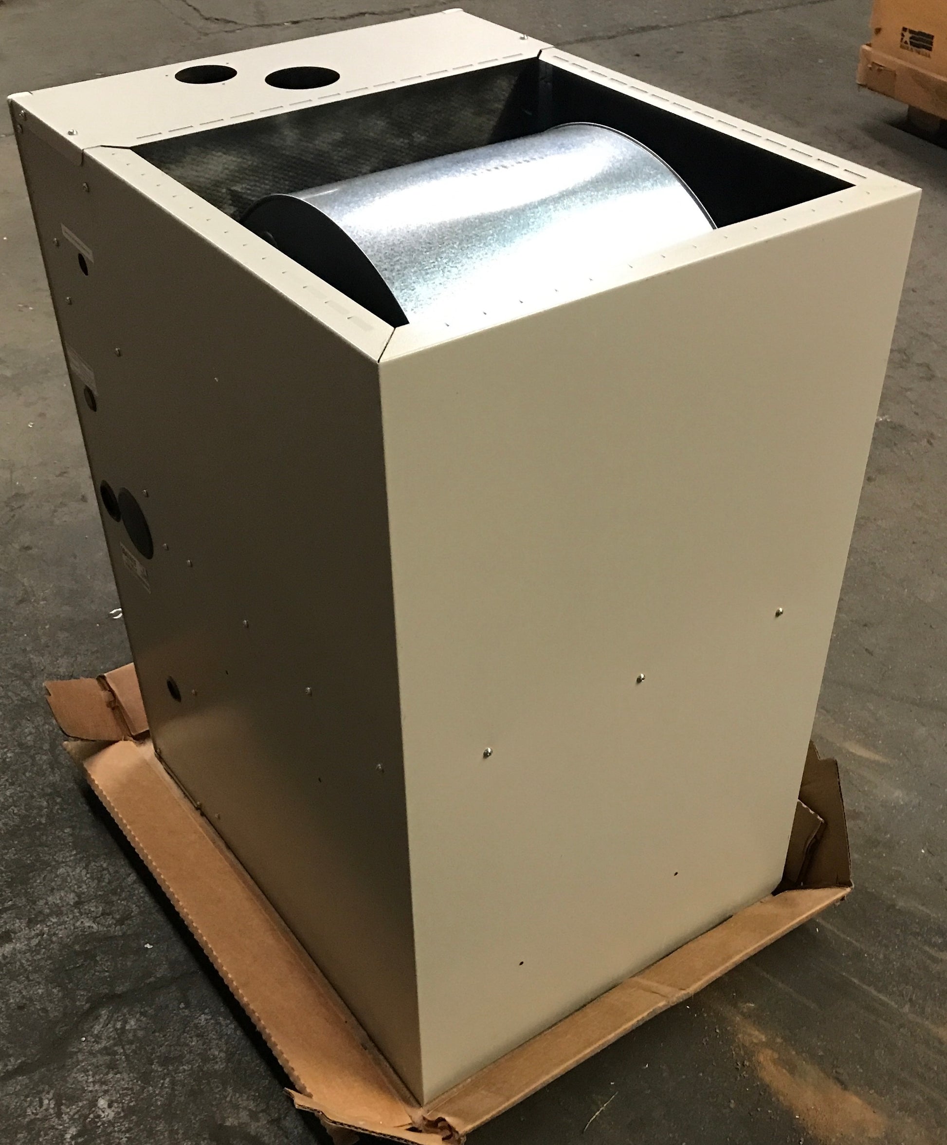 100,000/65,000 BTU "iSEER IQ DRIVE READY HIGH EFFICIENCY" SERIES TWO-STAGE ECM VARIABLE SPEED DOWNFLOW NATURAL GAS LOW NOx FURNACE/W Smartlite TECHNOLOGY 95.1% 115/60/1 CFM 705-2000
