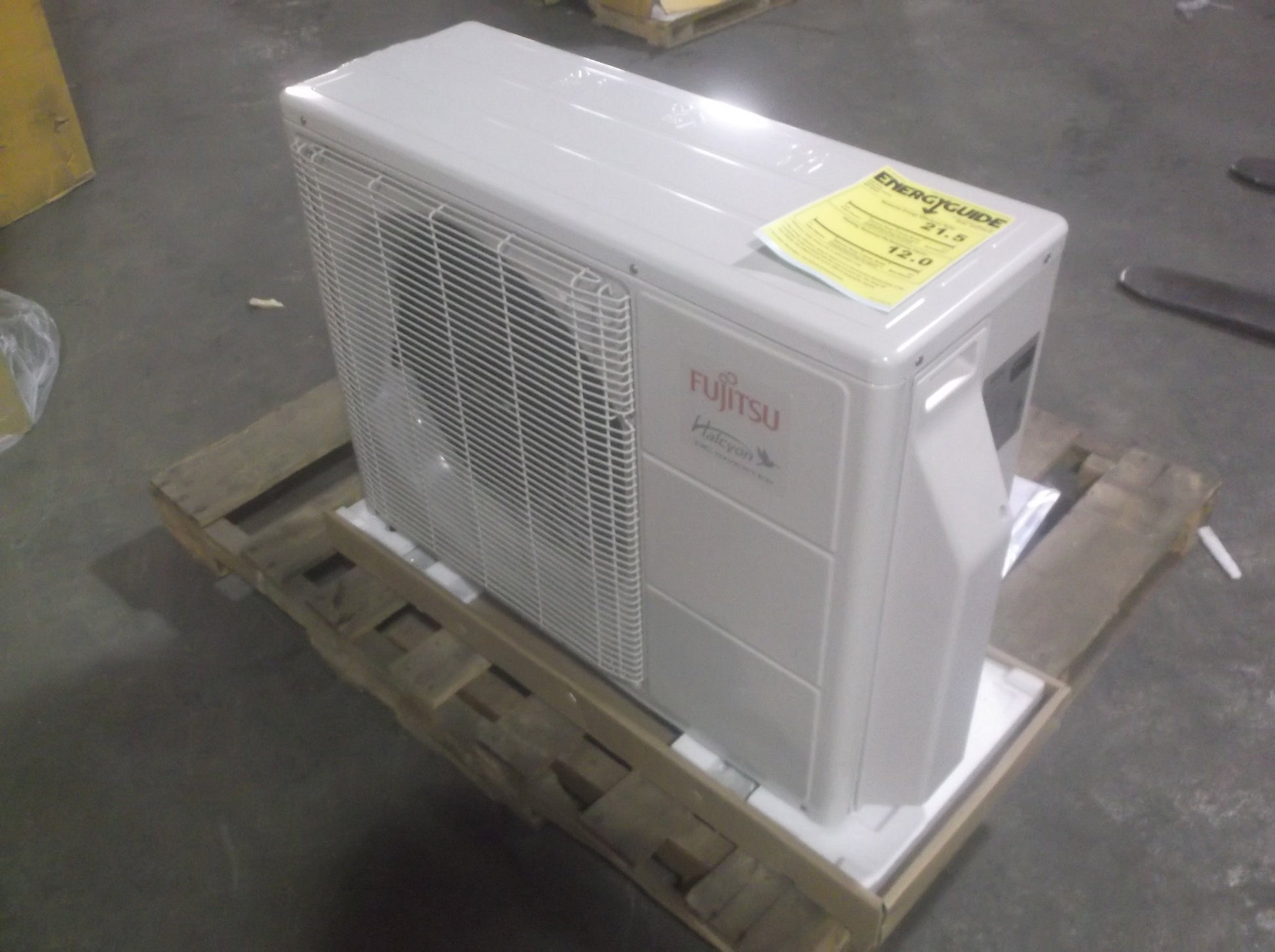 1.25 TON SINGLE-ZONE OUTDOOR DUCTLESS MINI-SPLIT HEAT PUMP, 21.5 SEER 208-230/60/1 R-410A